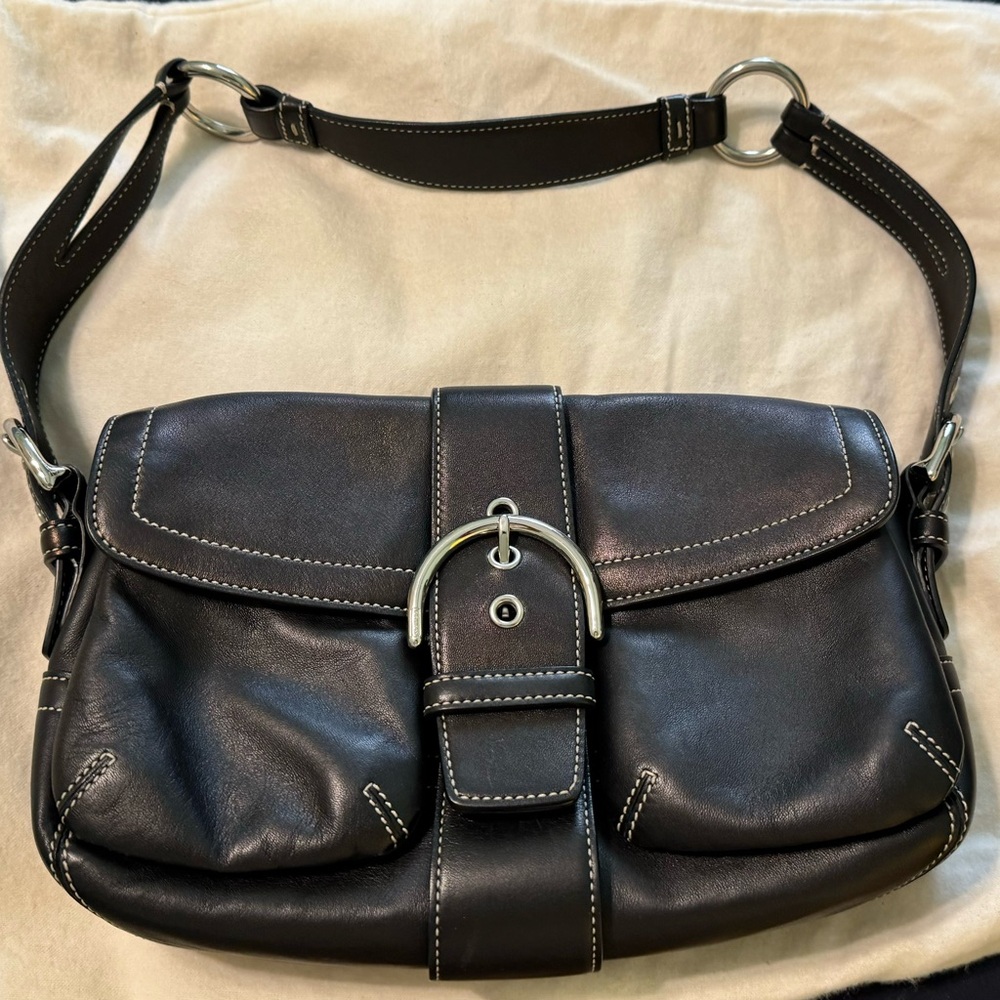 Black Coach leather shoulder bag from early 2000’s